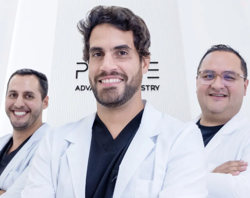 Professional dental team in Cancun, specializing in advanced implant procedures.