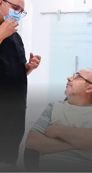 Consultation with Periodontist Oscar Calvillo, part of specialists team at Prime Advanced Dentistry